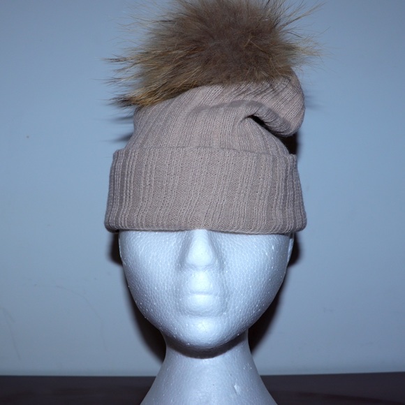 Knit PomPom hats lot of 2 - Picture 2 of 12